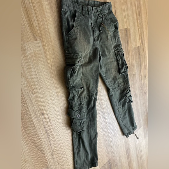 ❤️❤️Vintage U.S. Army Ultra High Waisted Semi-distressed Cargo Wide Leg Pants - Picture 3 of 12